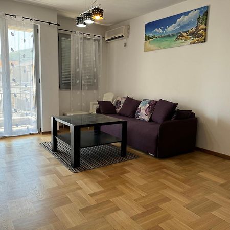 Apartments Montreal บุดวา ภายนอก รูปภาพ
