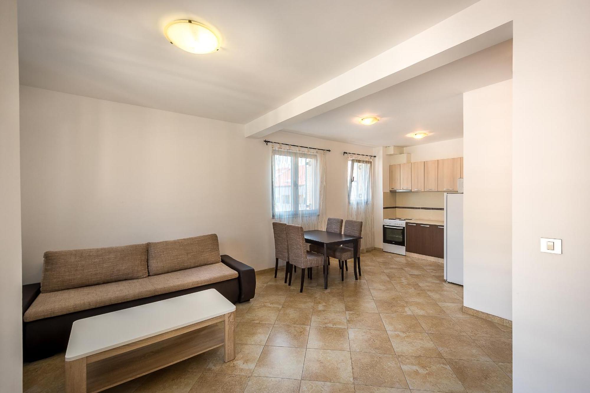 Apartments Montreal บุดวา ภายนอก รูปภาพ