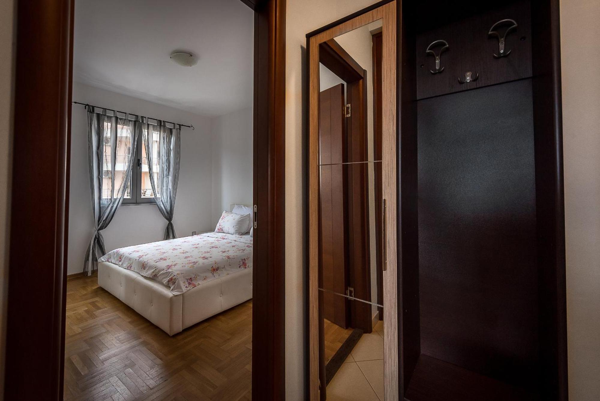 Apartments Montreal บุดวา ภายนอก รูปภาพ