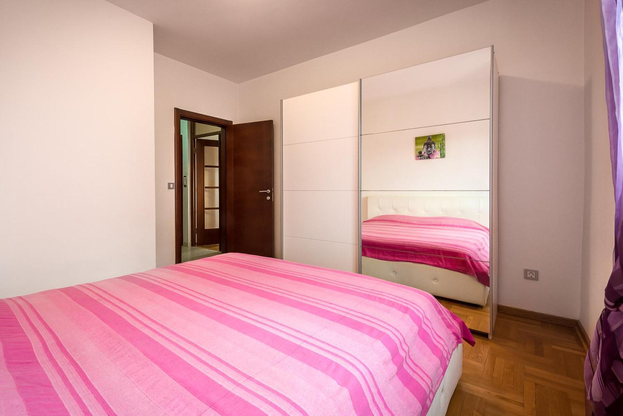 Apartments Montreal บุดวา ภายนอก รูปภาพ