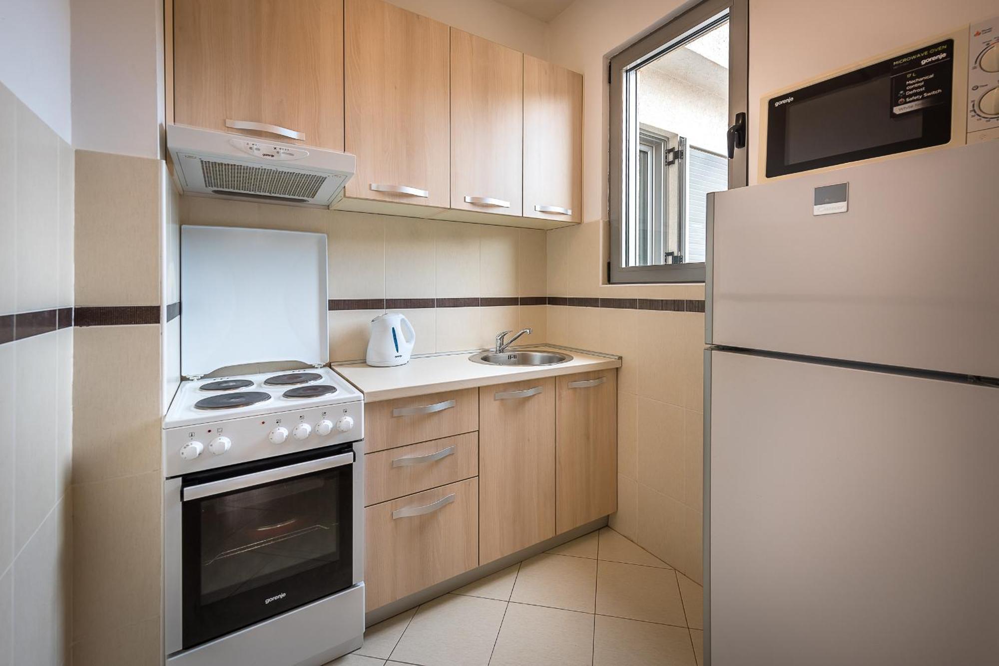 Apartments Montreal บุดวา ภายนอก รูปภาพ