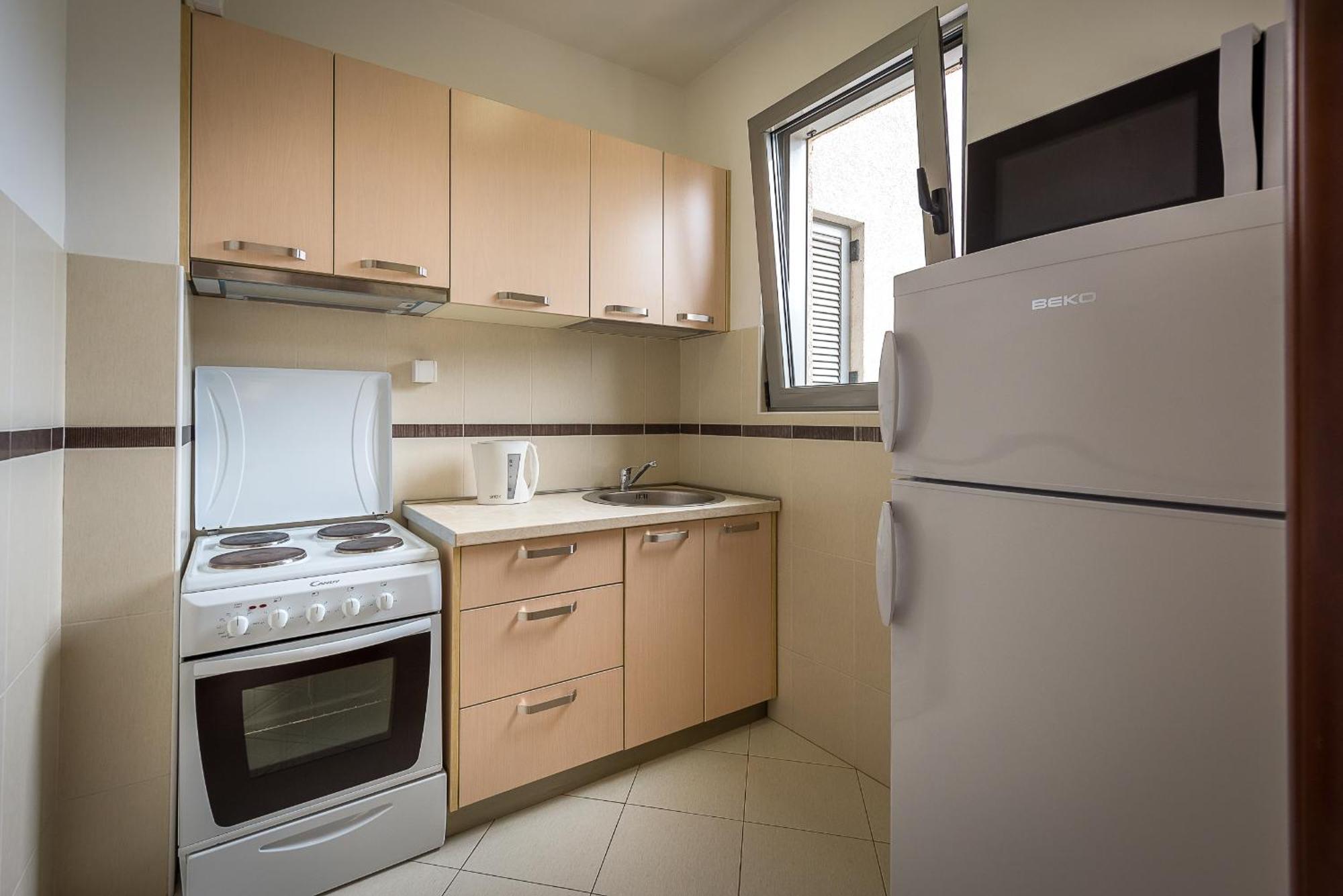 Apartments Montreal บุดวา ภายนอก รูปภาพ