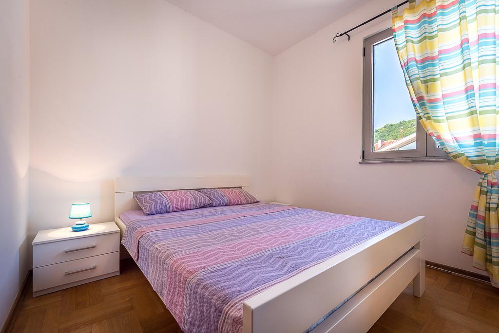 Apartments Montreal บุดวา ภายนอก รูปภาพ