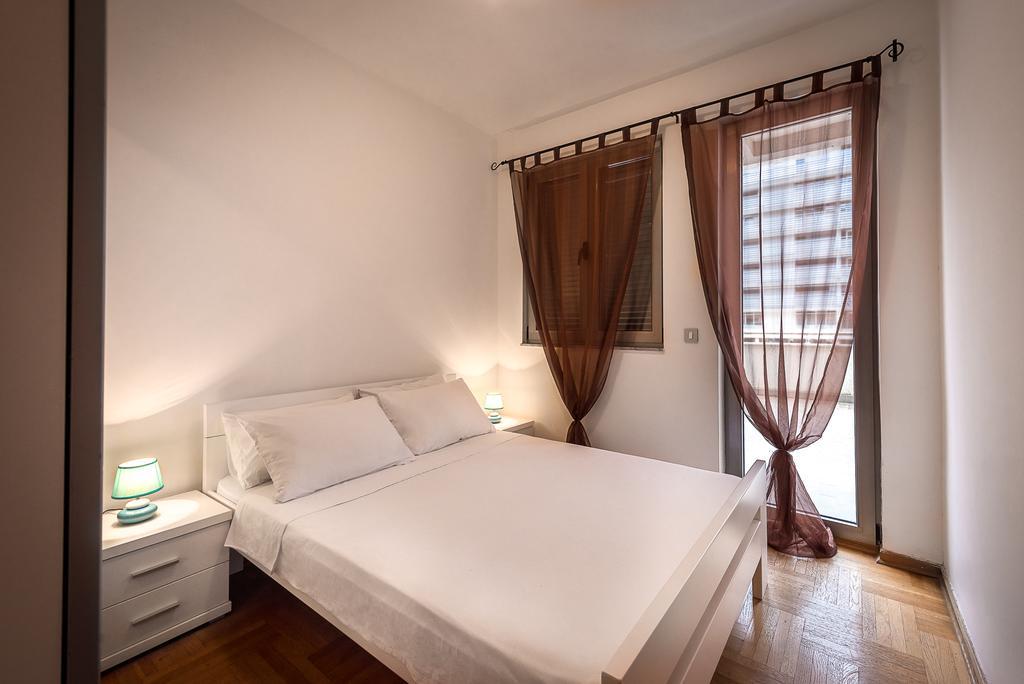 Apartments Montreal บุดวา ภายนอก รูปภาพ